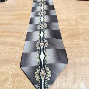 Men’s Silk Necktie Lot of 5 – Designer & Brand Names – Dress / Office